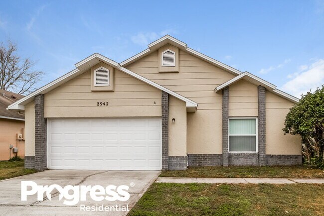 Photo - 2942 Talladega Dr House