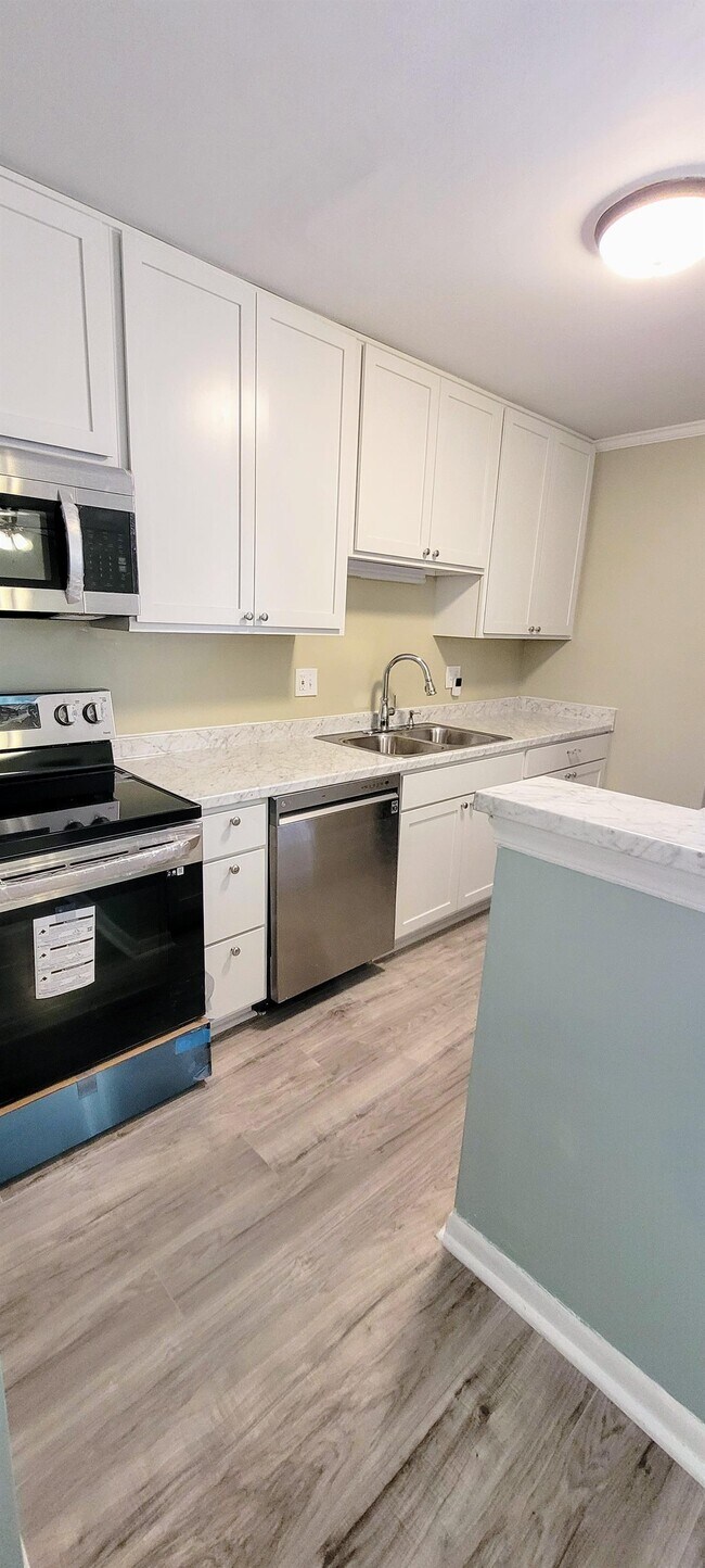 Photo - 5733 Bramblegate Rd Townhome