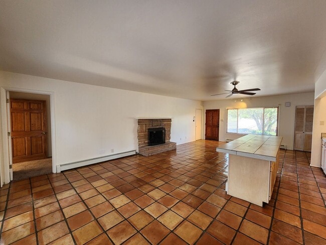 Photo - 2307 Old Arroyo Chamiso Rd House