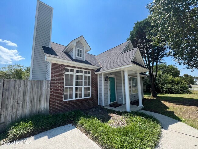 Photo - 2106 White Rd