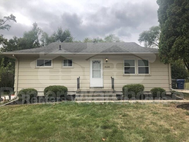 Building Photo - 4120 SE 15th Ct