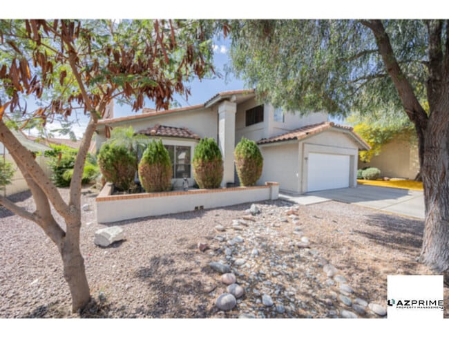 Photo - Stylish 5/3 Avondale House - Comfort &amp; Convenience!