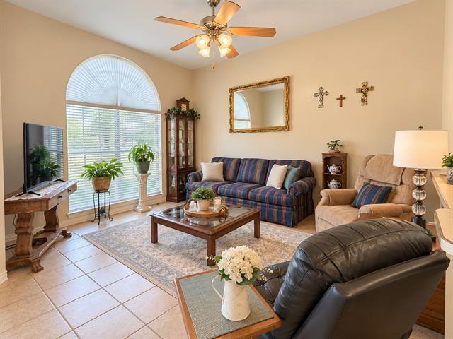 1011 Teresa Ct