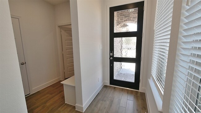 Photo - 2819 Orange Leaf Dr