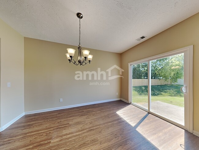Photo - 1287 Wentworth Dr