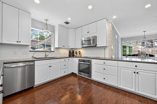 Photo - 3602 Blue Cypress Dr