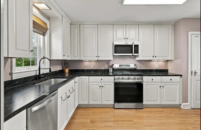 1418 Esbenshade Rd