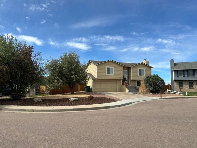 Building Photo - 7345 Handcraft Ct
