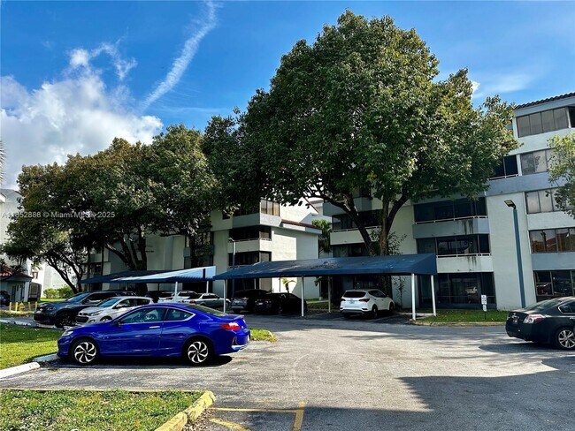 Building Photo - 8275 SW 152nd Ave Unit D-211 Rental