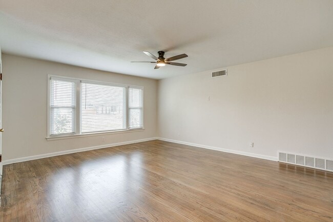 Photo - Ready for New Tenant- 3 Bedroom, 2 Bath Home in near Arlington Heights- 76107