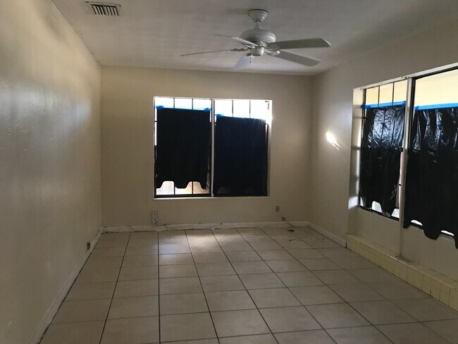 Photo - 1640 NW 9th Ave Unit 2