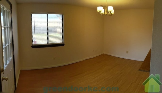 Photo - 16630 W 141st St