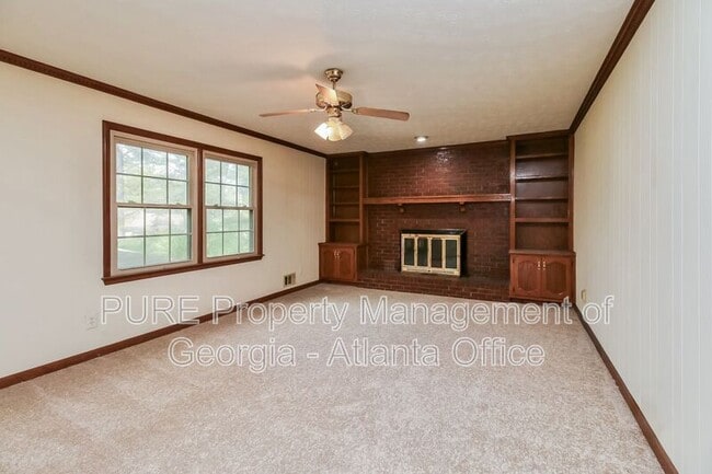 Photo - 938 Lost Valley Dr SE