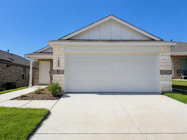 Photo - 1608 Baron Ln