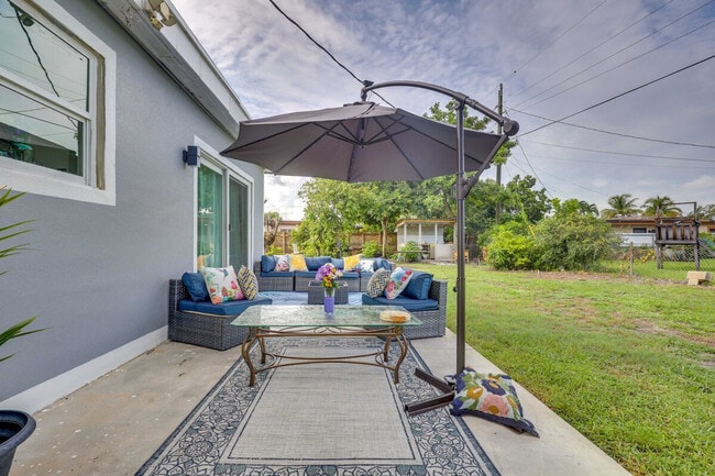 Photo - 19630 NW 5th Ave Unidad ID1306987P