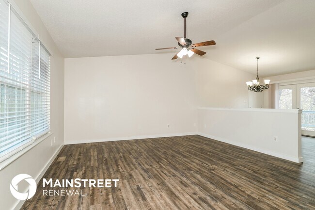 Photo - 2557 Tricia Ln