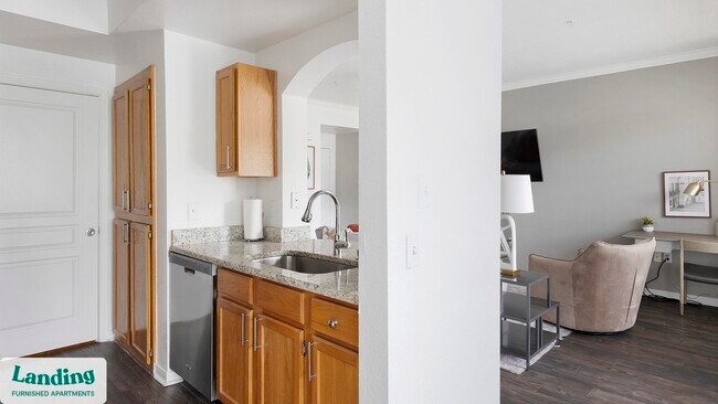 Photo - 1000 Henderson St Apartamento Unidad 335.1407744