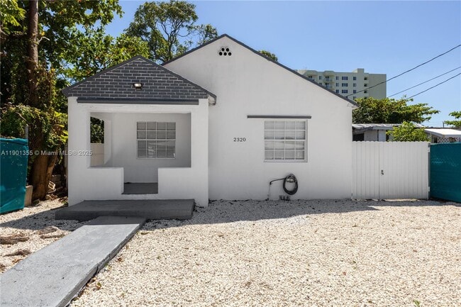 Photo - 2320 NW 55th St