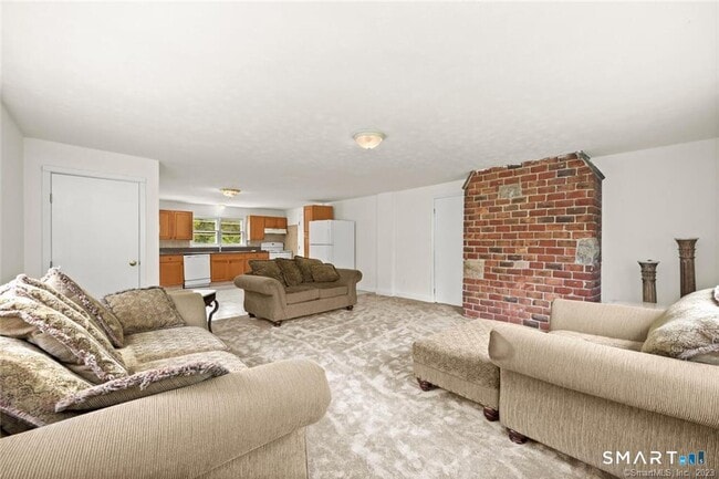 1346 High Ridge Rd