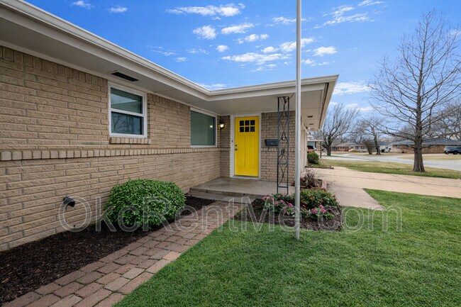 Photo - 106 Thompson Dr