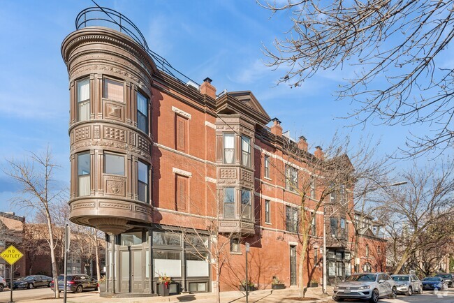 Building Photo - 1920 N Seminary Ave Unit A Rental