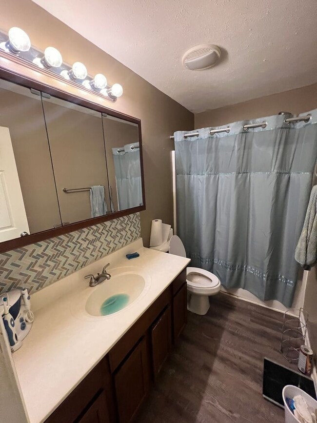 Photo - 115 Eagle Dr