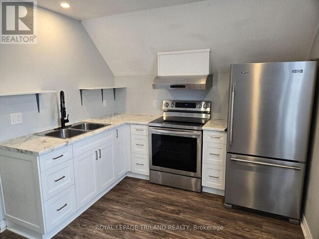 Photo - 8 Beverley St Unité 2