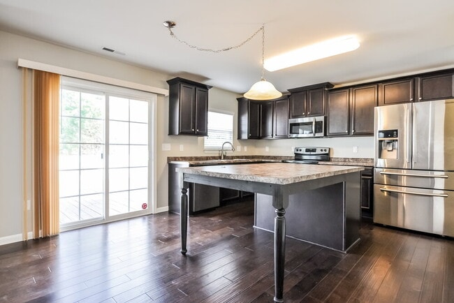 Photo - 5006 Watsonia Dr