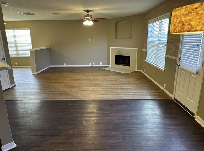 Photo - 17438 Ivy Stream Dr