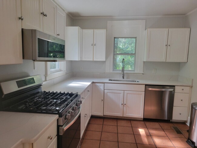 Photo - 794 Ribaut Rd