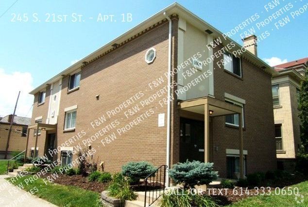 Building Photo - 245 S 21st St Unit Apt. 1B