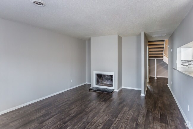 4 BR, 2.5 BA - 1800 SF - Living Room