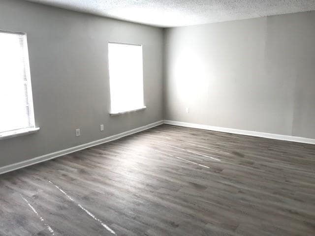 Photo - 1601 Hillwood Dr
