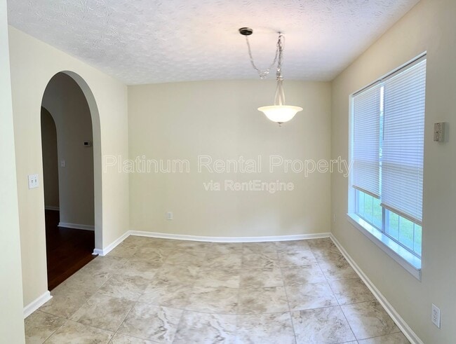 Photo - 1022 Windsor Dr