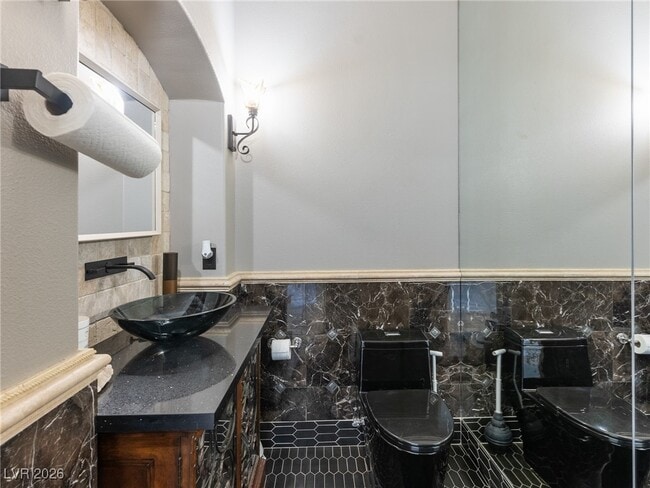 Photo - 779 Clove Ct