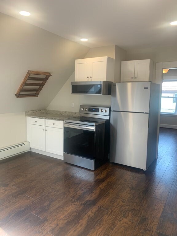 Photo - 13 School St