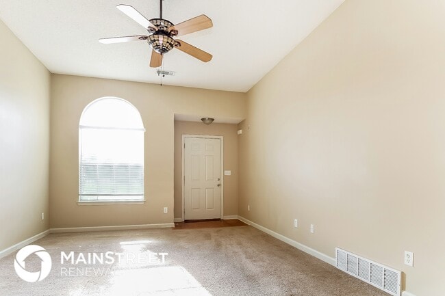 Photo - 1393 Marhill Cove