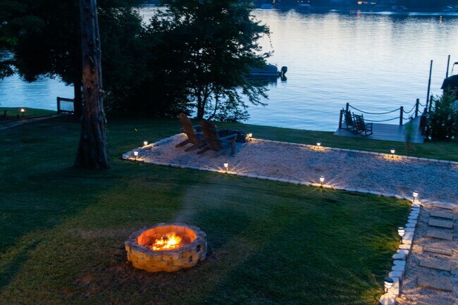 Photo - 8531 Pine Lake Rd