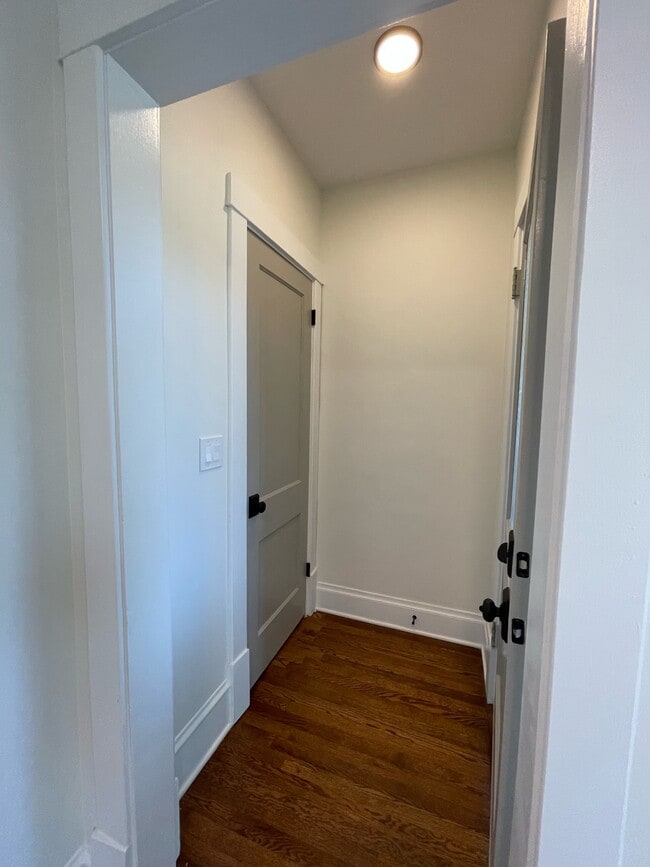 Photo - 3436 N Springfield Ave Unidad 1