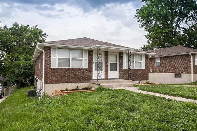 Photo - 4504-4506 N Jackson Ave Unit 4504