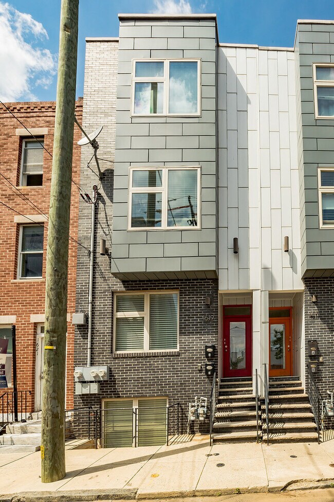 Photo - 1619 Ogden St Unit B - 1st Floor