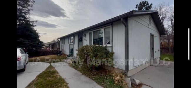 Building Photo - 6046 S 4000 W Unit Lower
