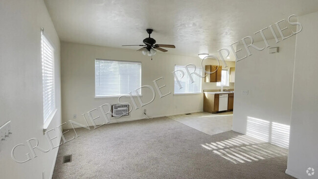 Building Photo - 524 2nd Avenue West Rental