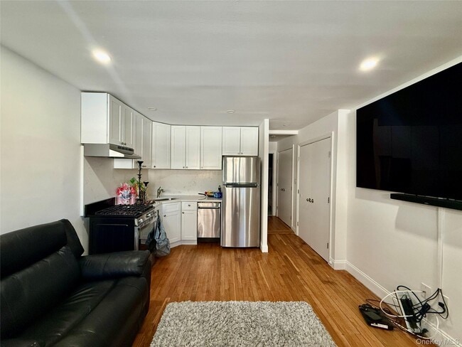 Photo - 765 Shore Rd Unit 1N