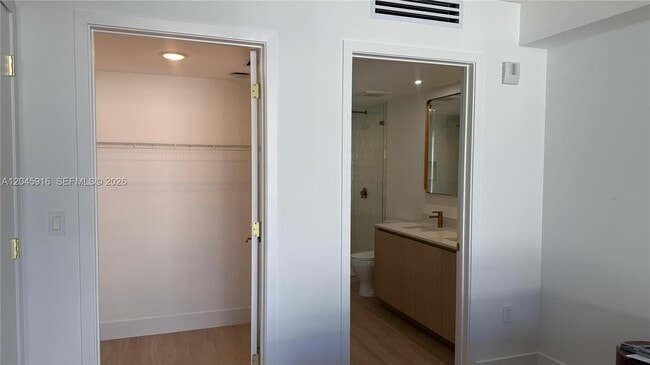Photo - 90 NE 32nd St Unit 511