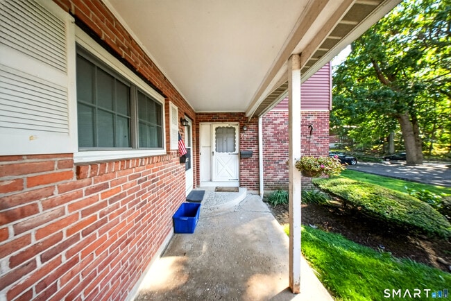 236 Edgemoor Rd Unit B