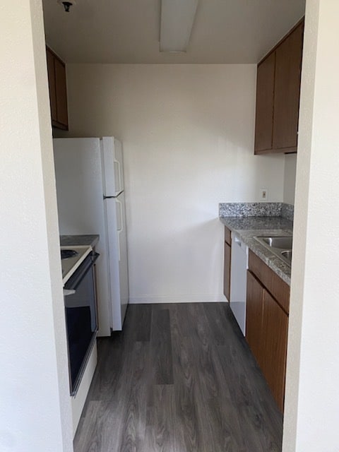 Canyon Creek Apartments