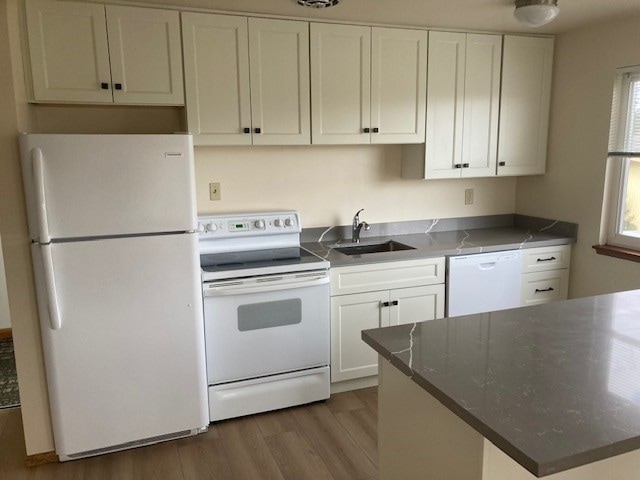 Building Photo - 12722 76th Ave S