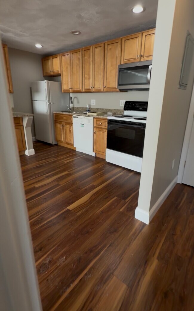 7-1 Kilby St