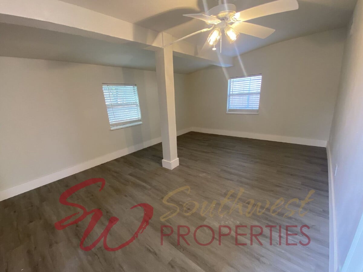 Photo - 1 bed, 1 bath rental close to City Park